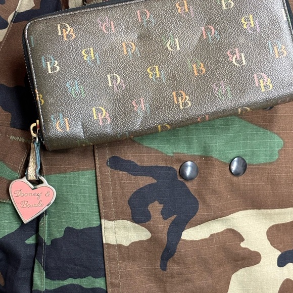 Dooney&Bourke Wallet!!! - Picture 4 of 4